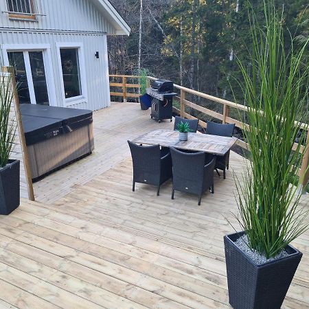 Pinebo Palace Guesthouse Ulricehamn Kültér fotó