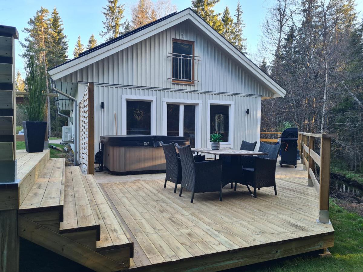 Pinebo Palace Guesthouse Ulricehamn Kültér fotó